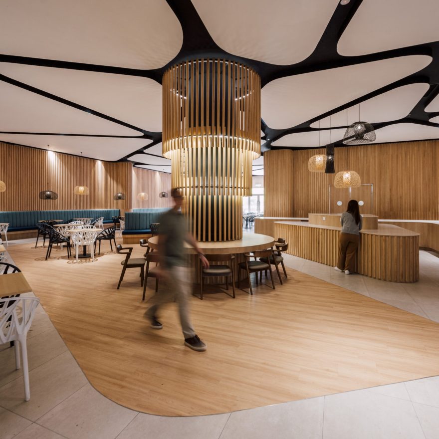 IDCA-Cafeteria01-160