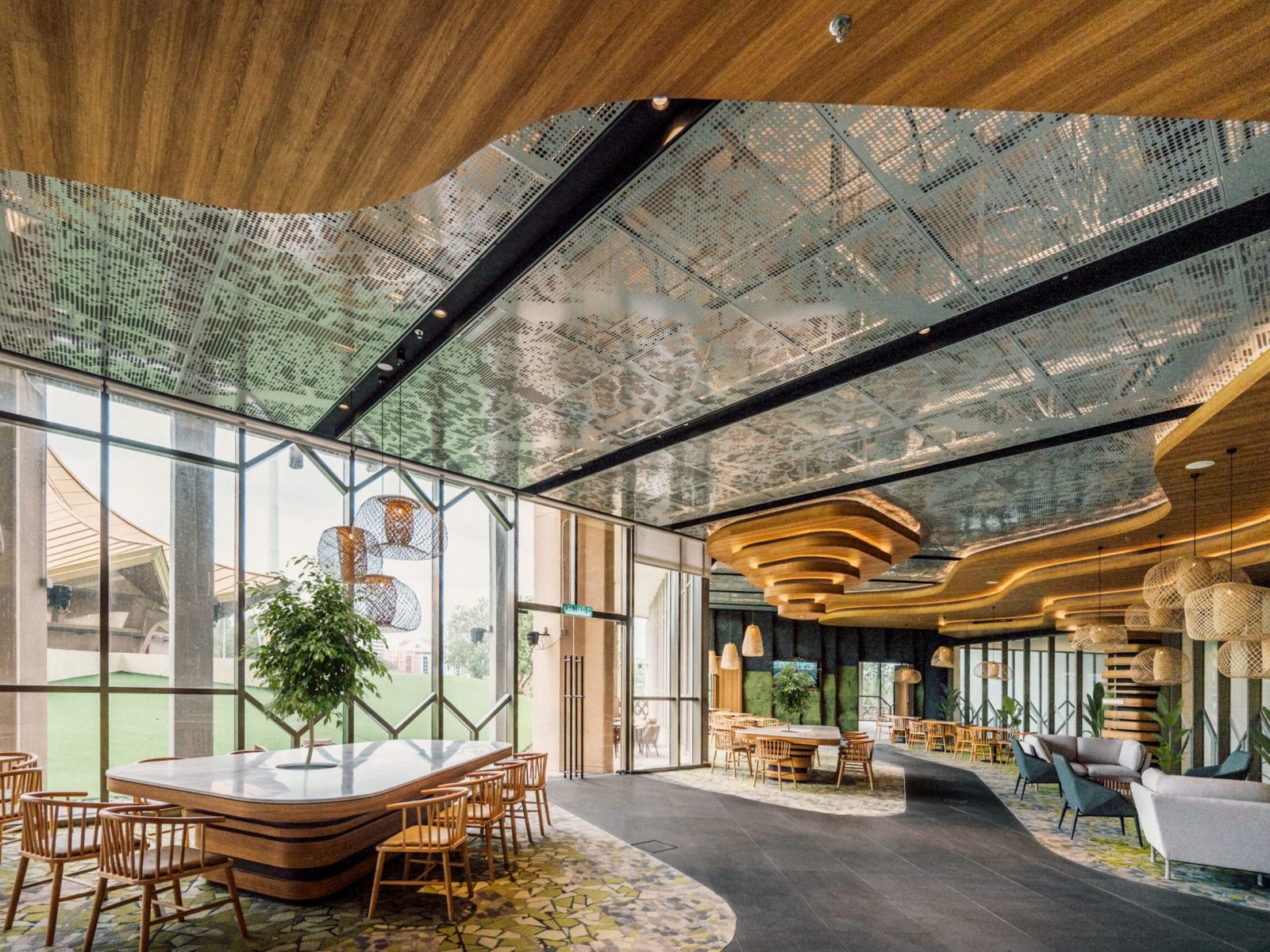 IDCA-Dun Cafe-L2-Slider Image